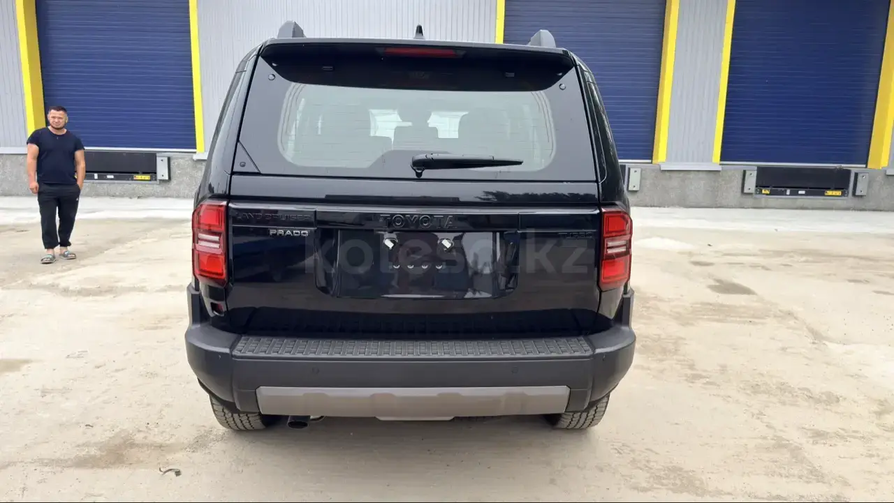 Toyota Land Cruiser Prado 2026 — фото 1 из 5