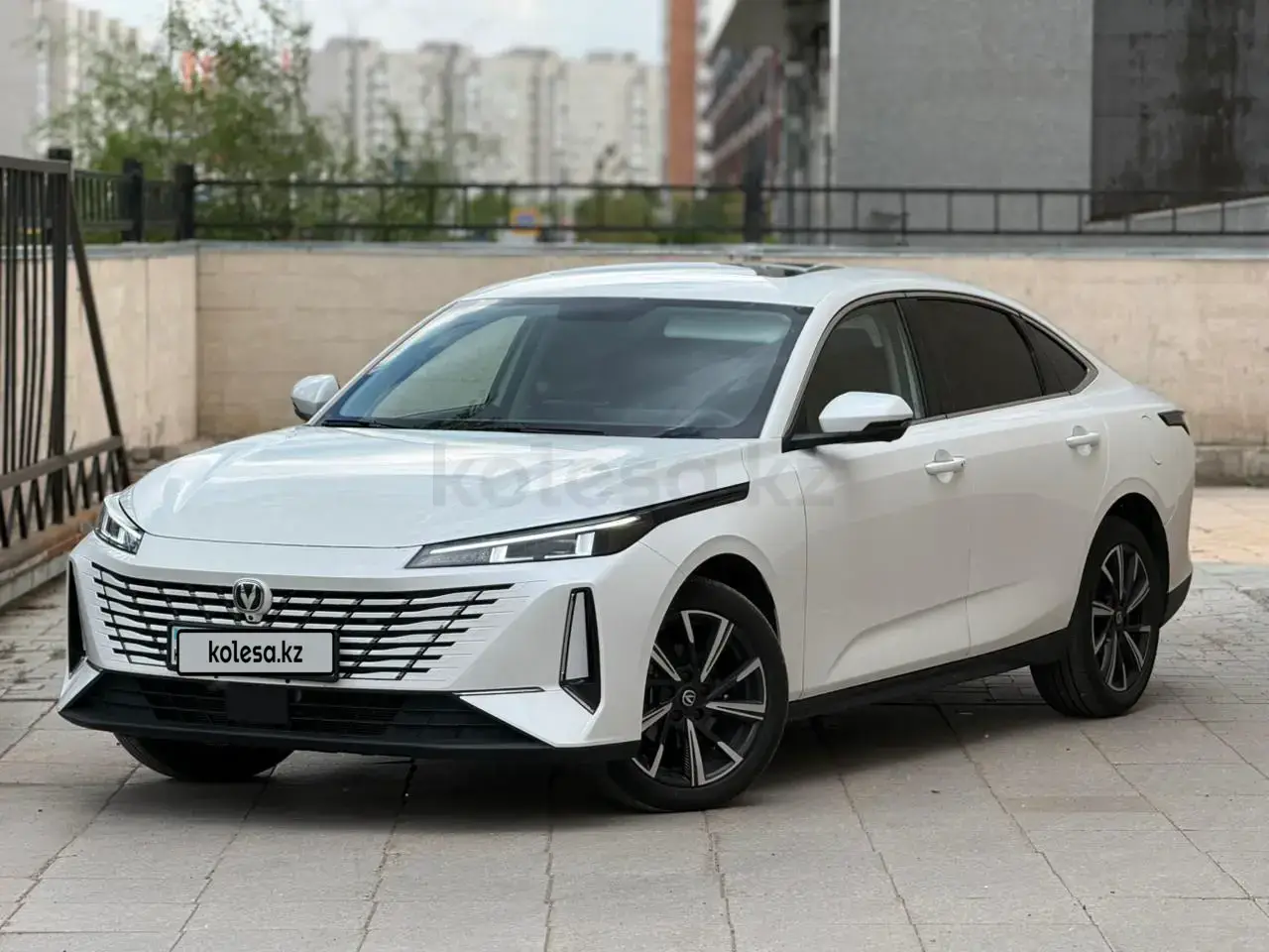 Changan Eado 2025 — фото 1 из 5