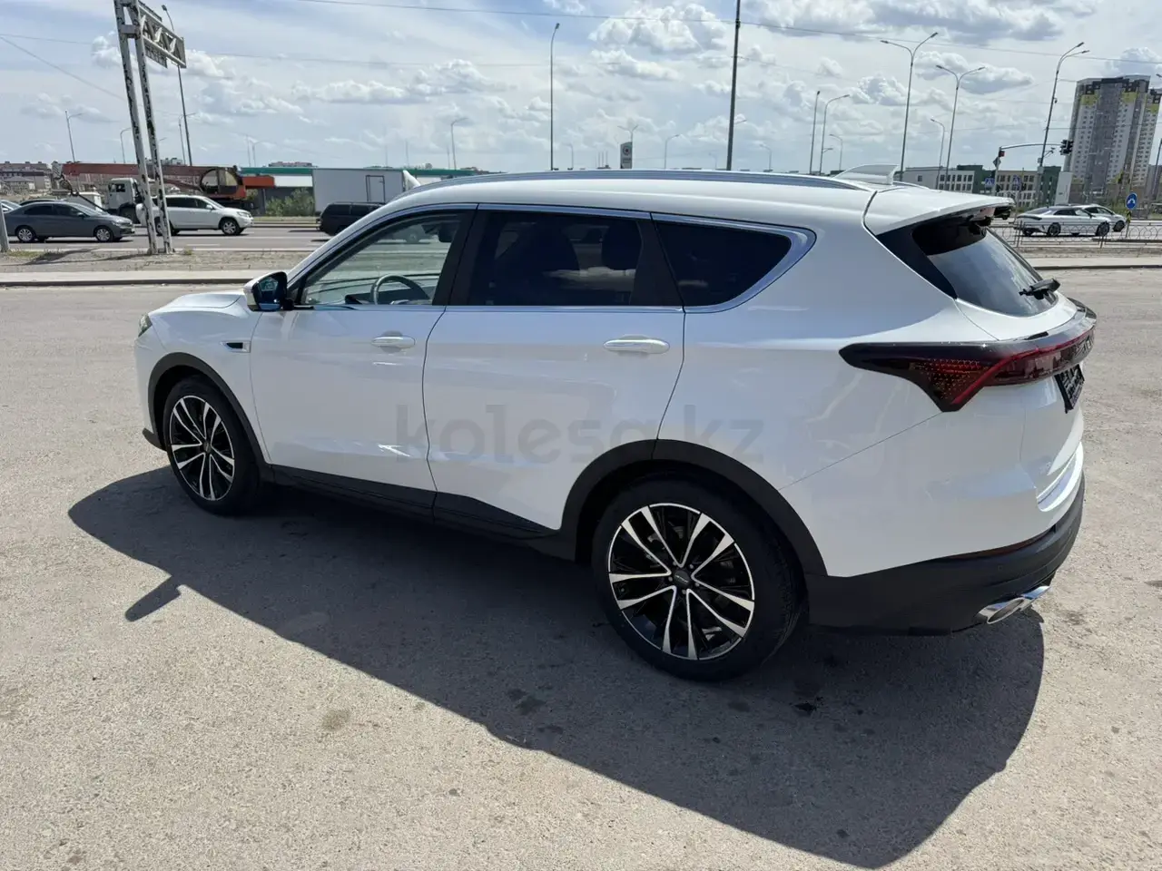 Jetour X70 Plus 2025 — фото 1 из 5