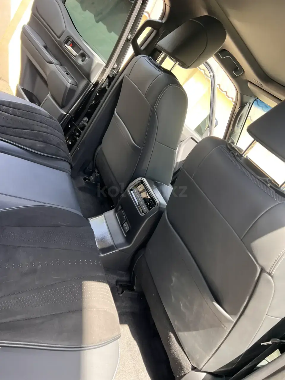 Toyota Land Cruiser Prado 2025 — фото 1 из 5