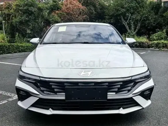 Hyundai Elantra 2025 — фото 1 из 3