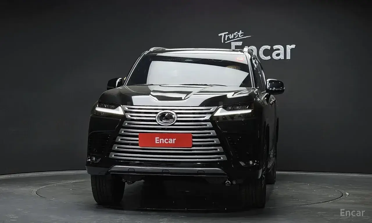 Lexus LX 700h 2026 — фото 1 из 5