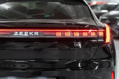 Zeekr 001, I 2023 — миниатюра 10