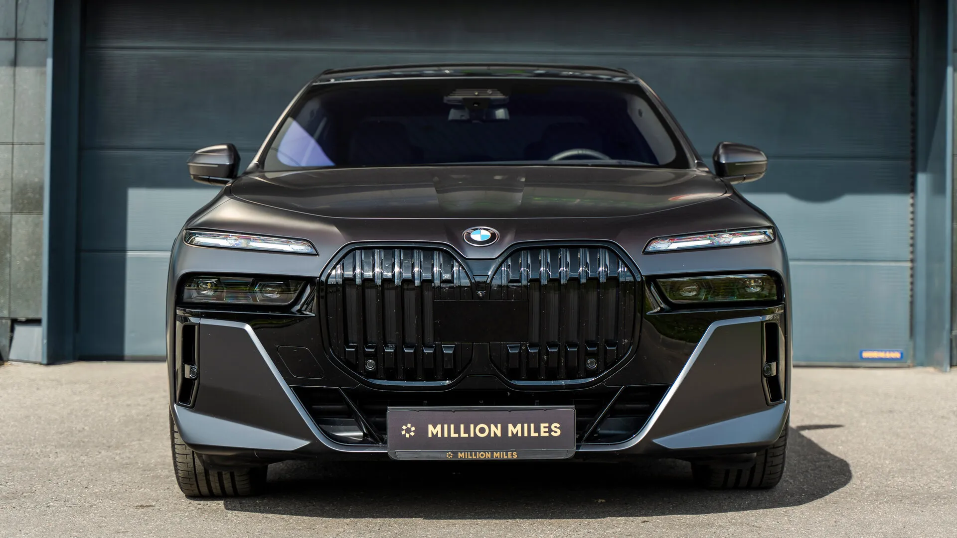 BMW 7 Серия 740, Vii (G70) 2023 фото 3