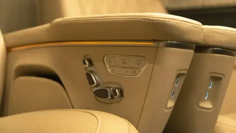 Mercedes-Benz V-Класс 300, Iii (W447) Рестайлинг 2023