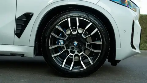 BMW X5 30D, Iv (G05/G18) Рестайлинг 2023 — миниатюра 2