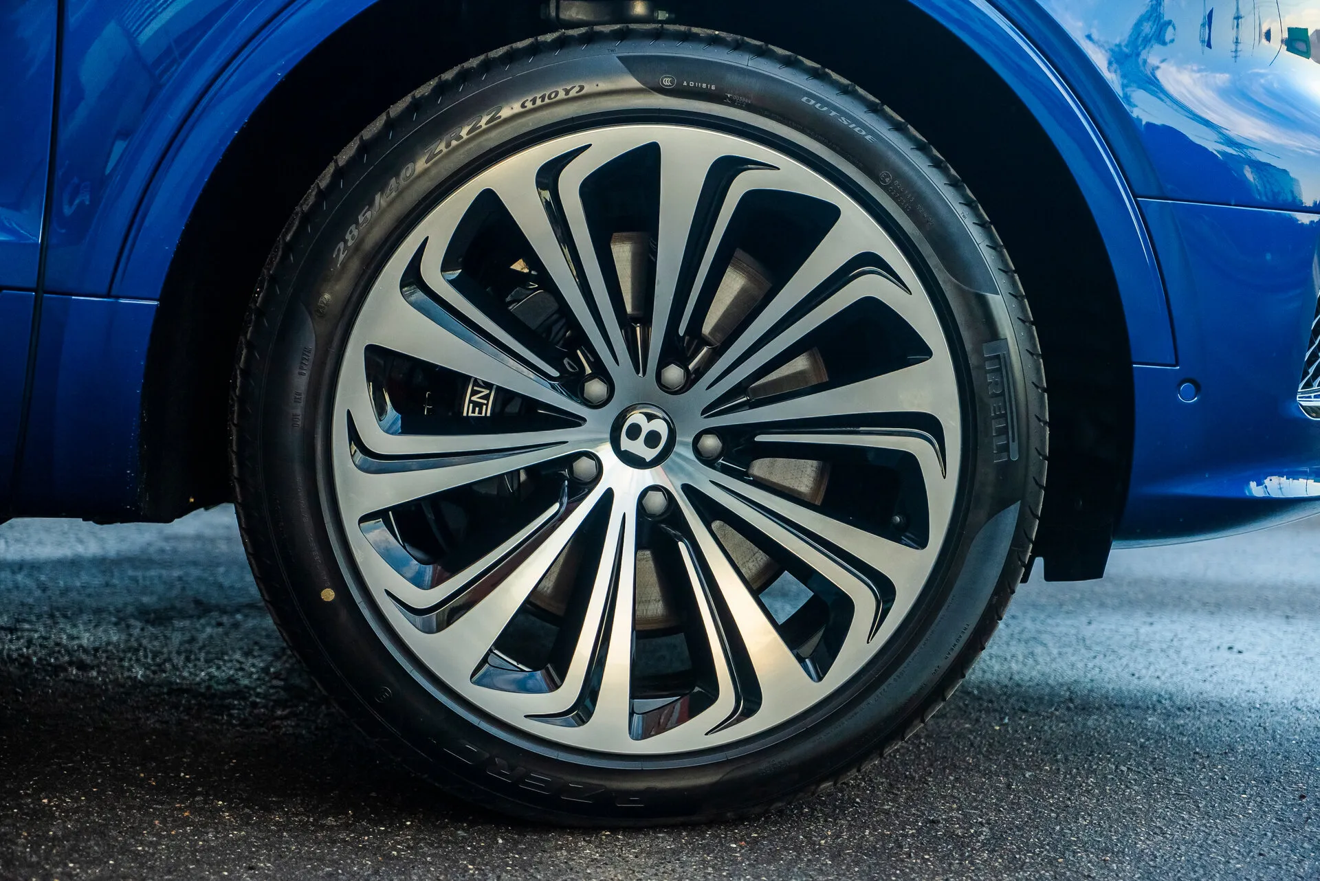 Bentley Bentayga, I Рестайлинг 2023 фото 6