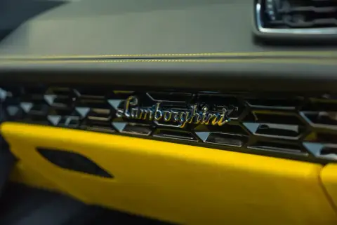 Lamborghini Huracán, I 2023 — миниатюра 3