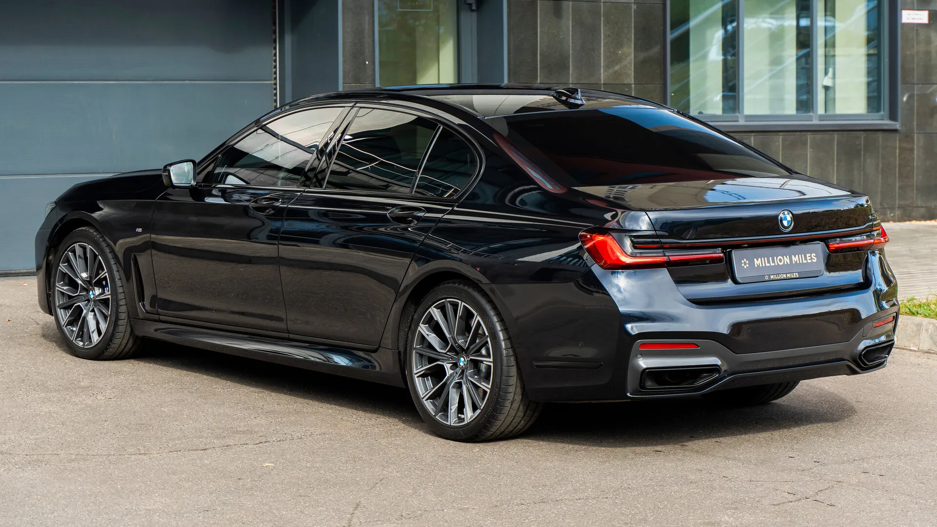 BMW 7 Серии, Vi (G11/G12) Рестайлинг 2019 фото 2