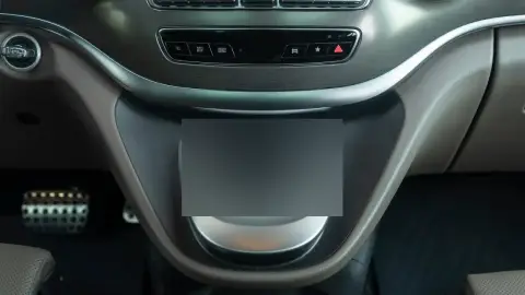 Mercedes-Benz V-Класс 300, Iii (W447) Рестайлинг 2022 — миниатюра 6