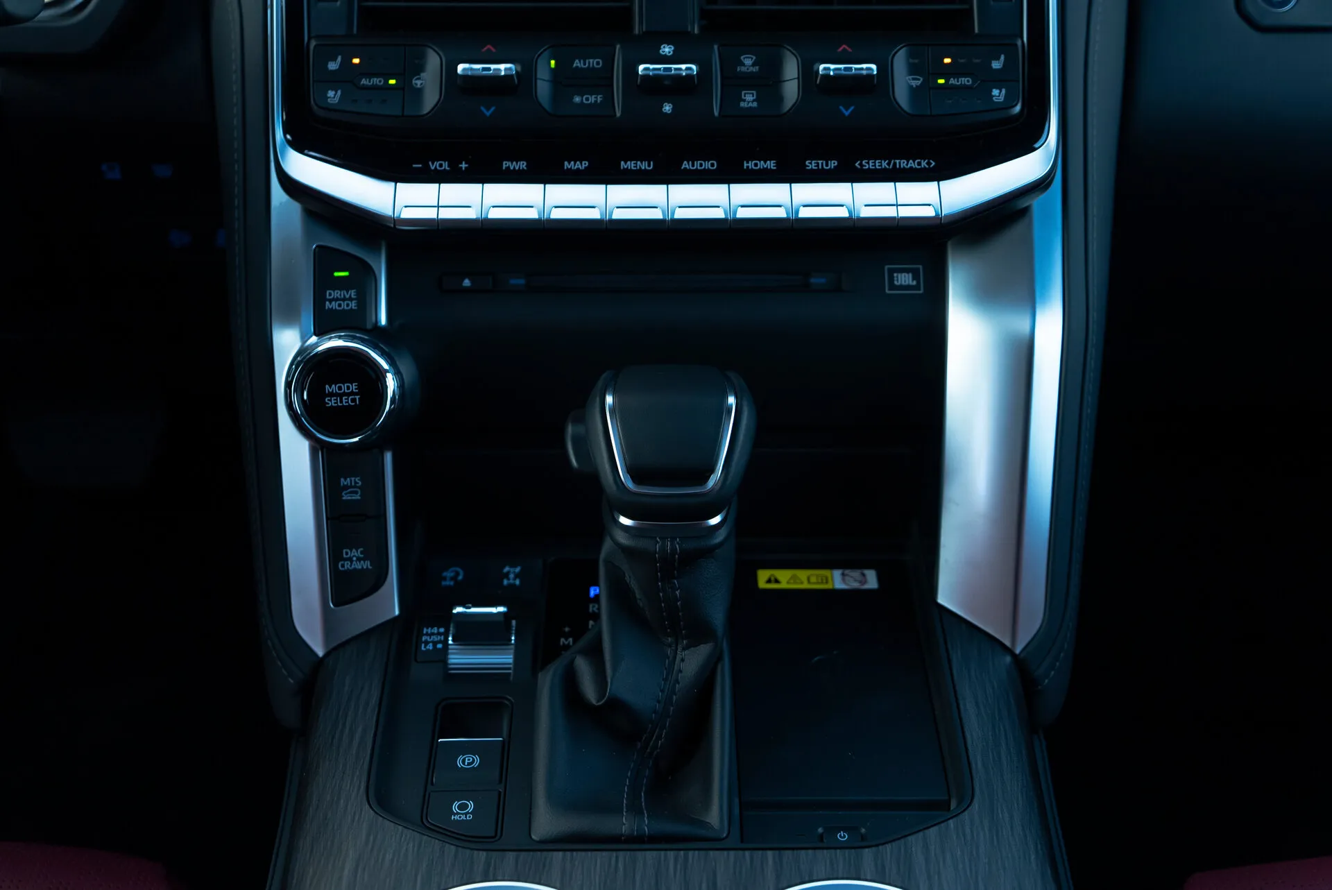 Toyota Land Cruiser, 300 Series 2022 фото 2