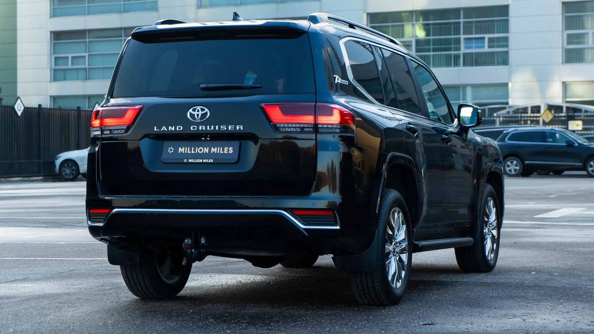Toyota Land Cruiser, 300 Series 2022 фото 8