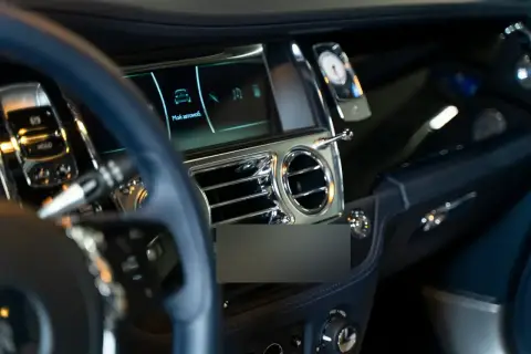 Rolls-Royce Wraith, I 2020 — миниатюра 2