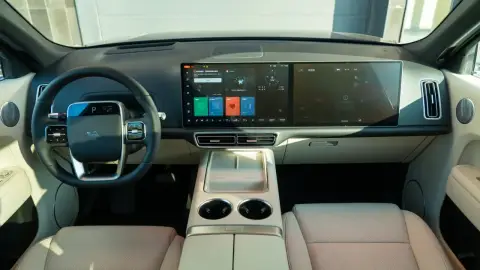 Li Auto L9, I 2023 — миниатюра 9