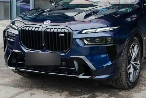 BMW X7 M60I, I (G07) Рестайлинг 2022 — миниатюра 8