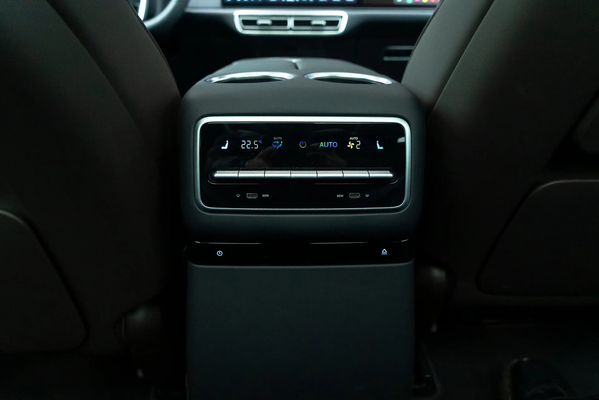 Li Auto L9, I 2024 фото 10