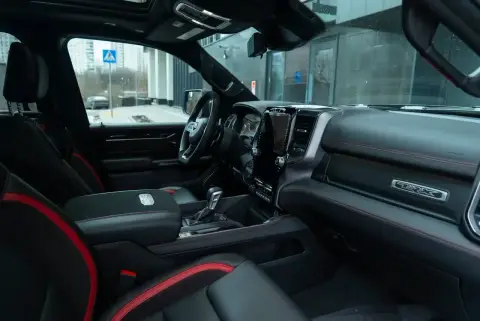 RAM 1500, V 2021 — миниатюра 8