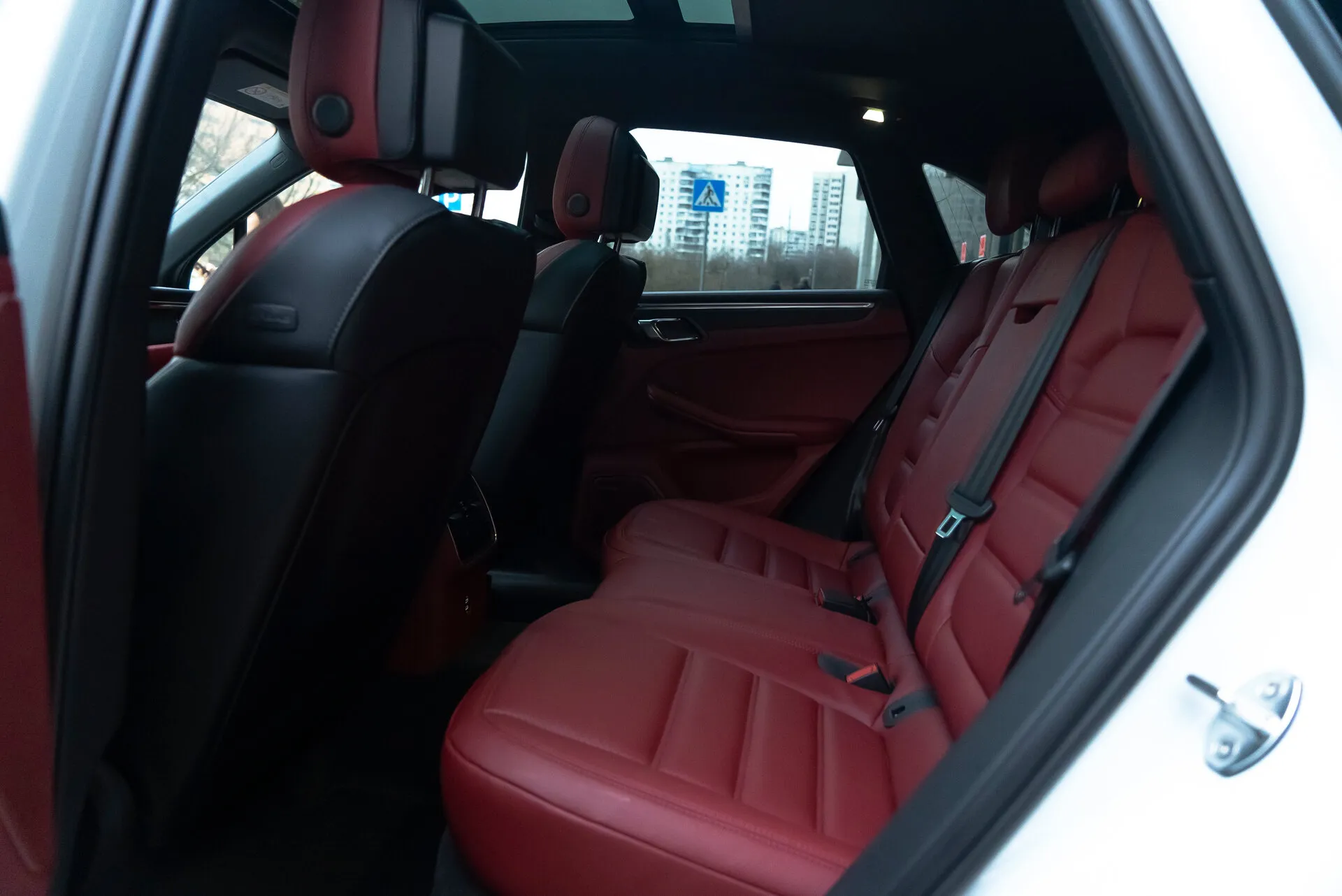 Porsche Macan, I Рестайлинг 2 2023 фото 3
