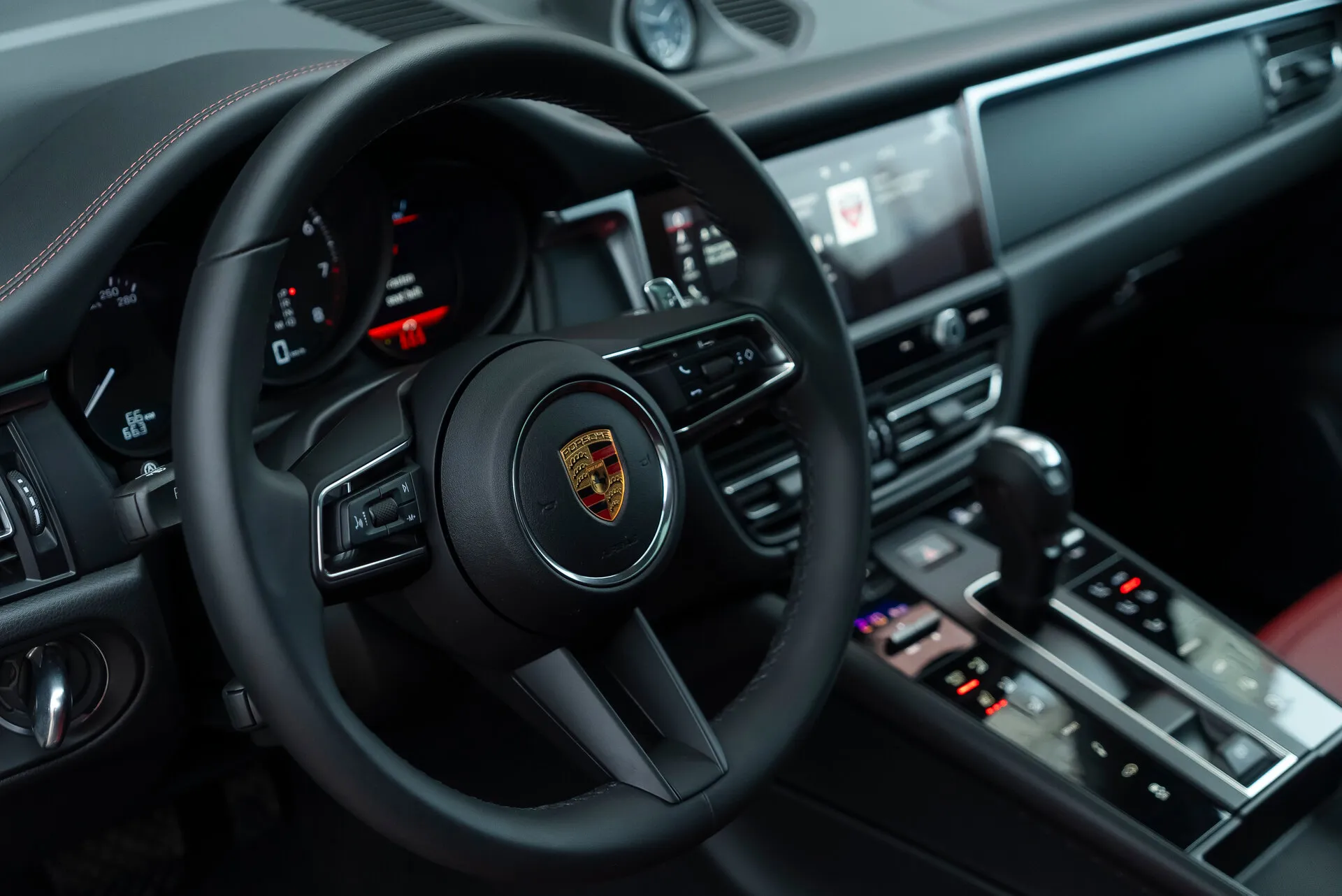 Porsche Macan, I Рестайлинг 2 2023 фото 7