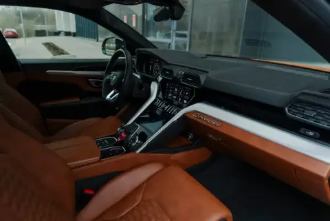 Lamborghini Urus, I 2019 — миниатюра 9