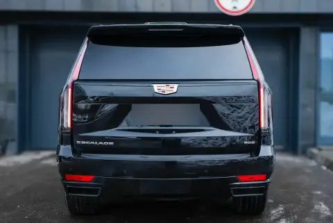 Cadillac Escalade, V 2023 — миниатюра 1