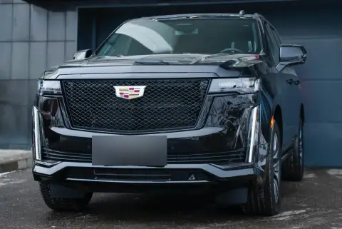 Cadillac Escalade, V 2023 — миниатюра 2
