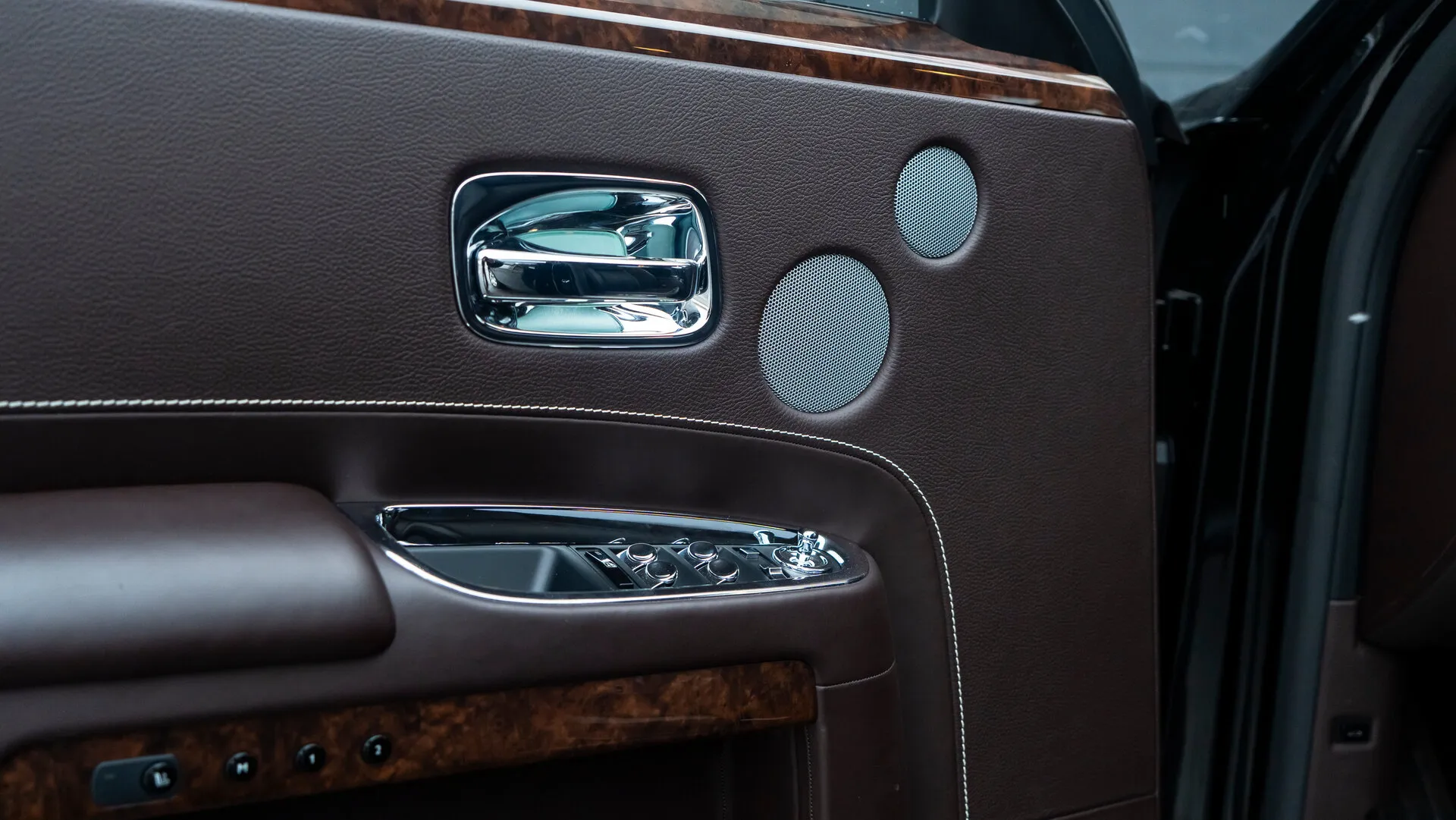Rolls-Royce Ghost, I Рестайлинг (Series Ii) 2019 фото 5