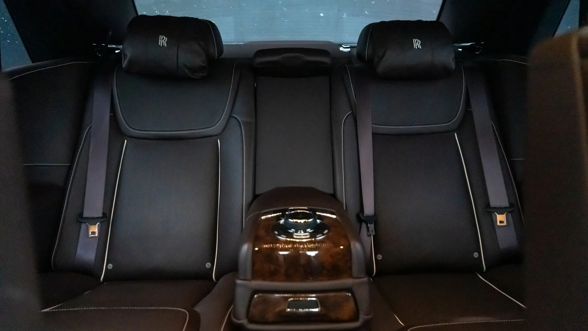 Rolls-Royce Ghost, I Рестайлинг (Series Ii) 2019 фото 6