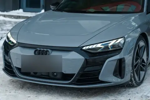 Audi E-Tron GT, I 2022 — миниатюра 8
