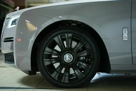 Rolls-Royce Ghost, Ii 2021 — миниатюра 4