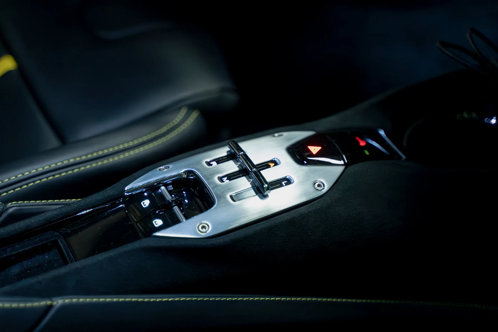 Ferrari SF90, I 2021 фото 8
