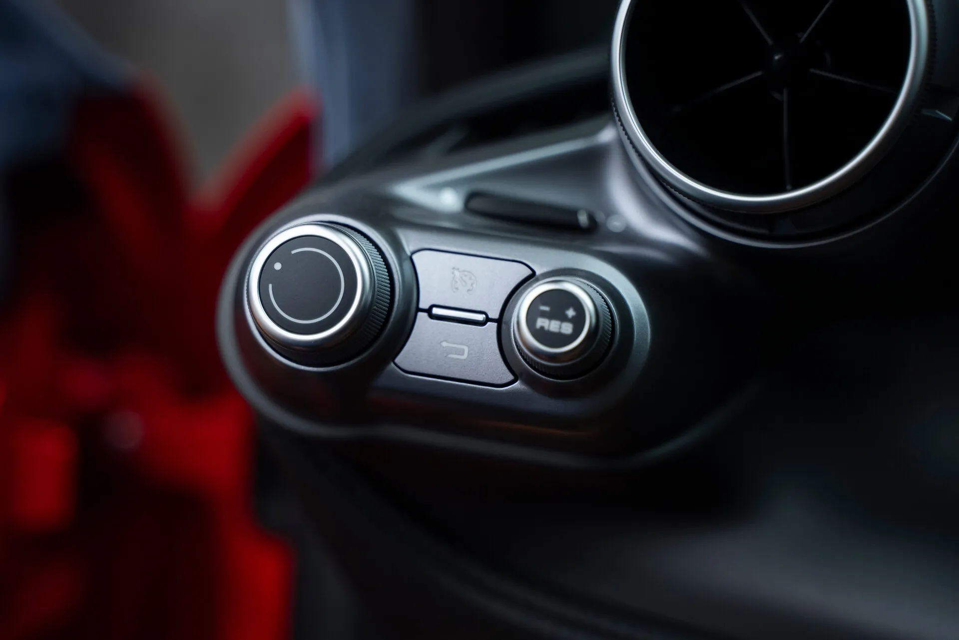 Ferrari F8 Tributo, I 2021 фото 8