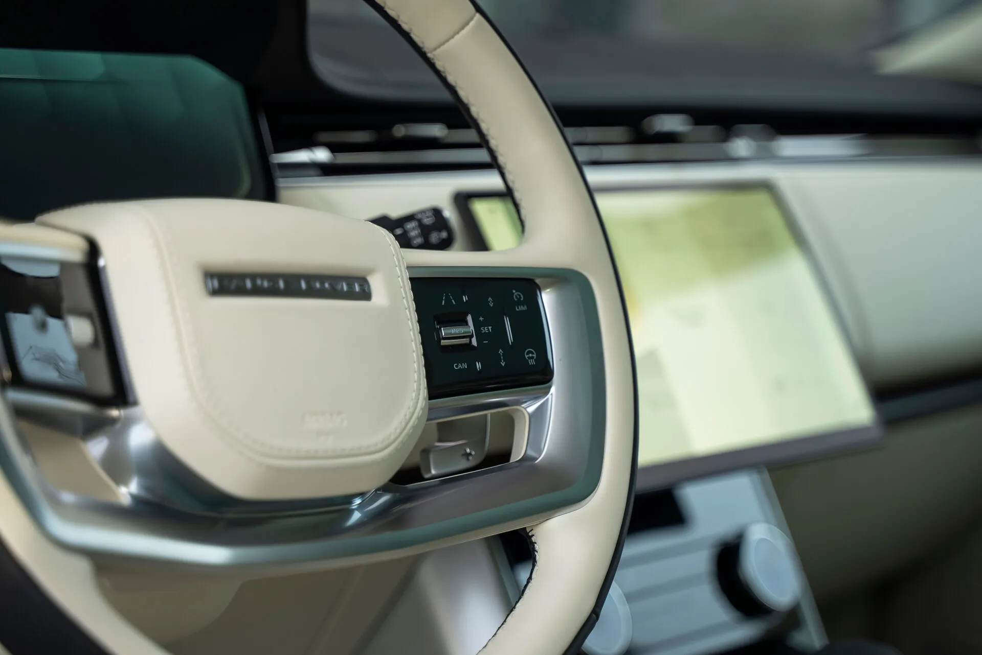 Land Rover Range Rover, V 2023 фото 10