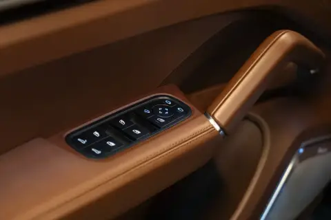 Porsche Cayenne Gts, Iii 2021 — миниатюра 7