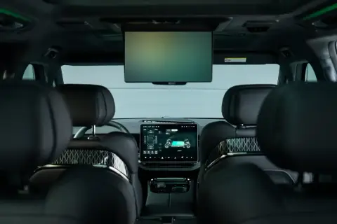 Zeekr 009, I 2023 — миниатюра 10