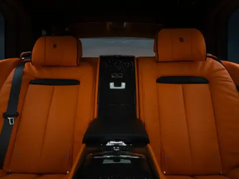 Rolls-Royce Cullinan, I 2023 — миниатюра 3