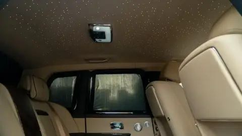 Rolls-Royce Cullinan, I 2023 — миниатюра 6