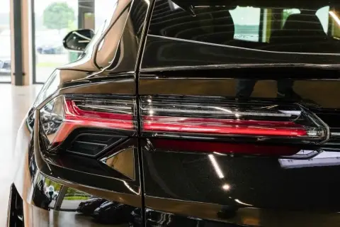 Lamborghini Urus, I Рестайлинг 2023 — миниатюра 7