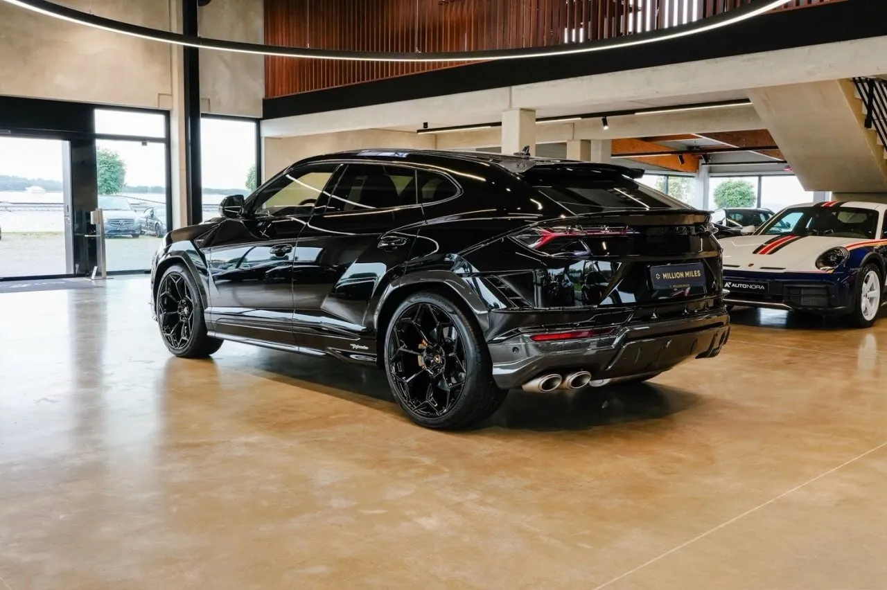 Lamborghini Urus, I Рестайлинг 2023 фото 8