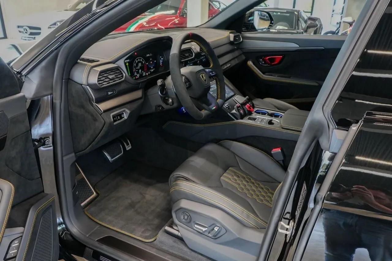 Lamborghini Urus, I Рестайлинг 2023 фото 10