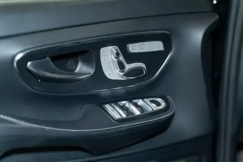 Mercedes-Benz V-Класс 250, Iii (W447) Рестайлинг 2020 — миниатюра 6