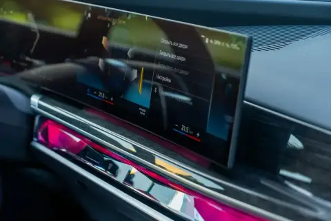 BMW 7 Серия 760, Vii (G70) 2024 — миниатюра 4