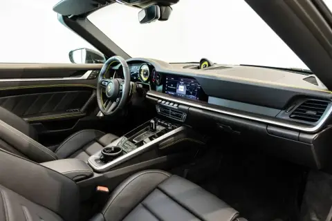 Porsche 911 Turbo S, Viii (992) 2024 — миниатюра 10