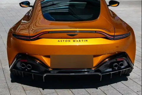 Aston Martin V8 Vantage, Iv 2023 — миниатюра 4