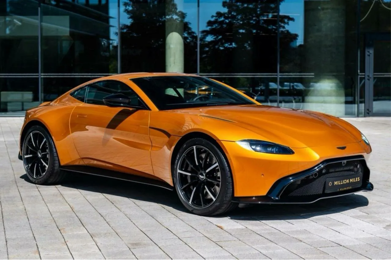 Aston Martin V8 Vantage, Iv 2023 фото 5