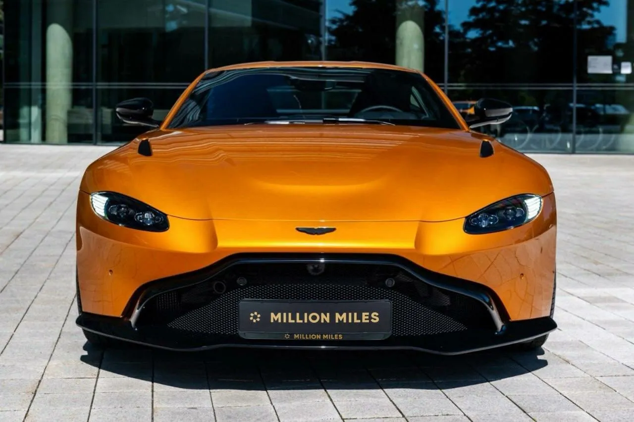 Aston Martin V8 Vantage, Iv 2023 фото 7
