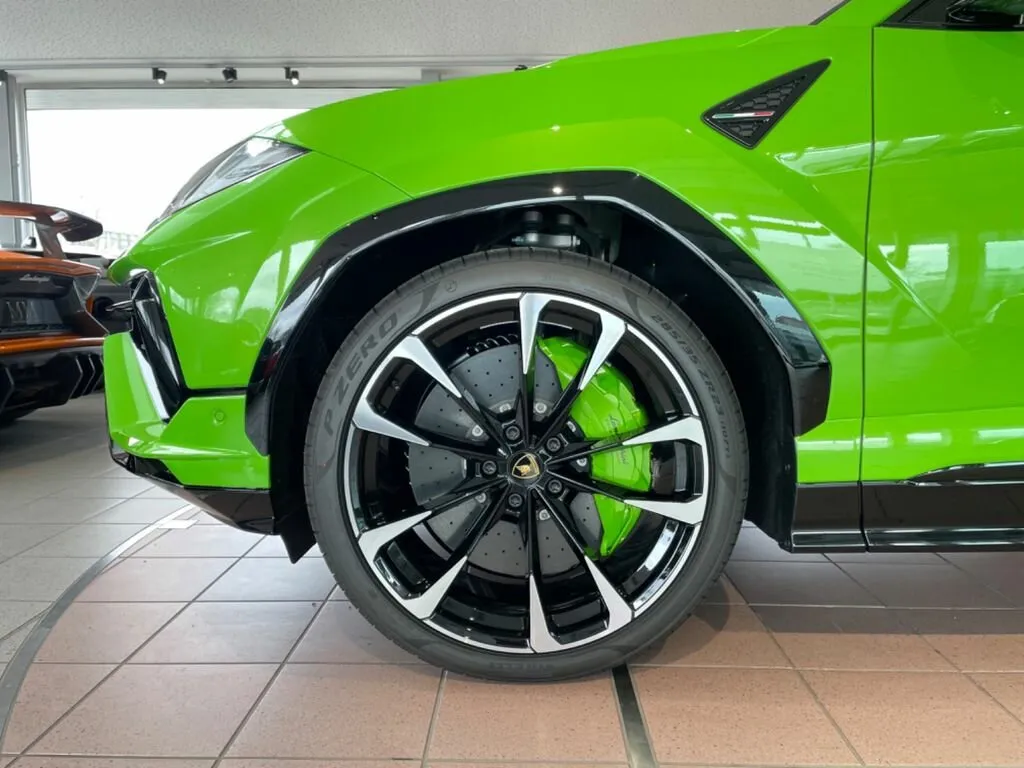 Lamborghini Urus, I Рестайлинг 2024 фото 4