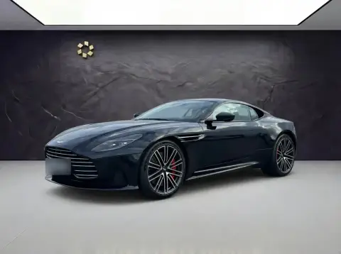 Aston Martin DB12, I 2025 — миниатюра 9