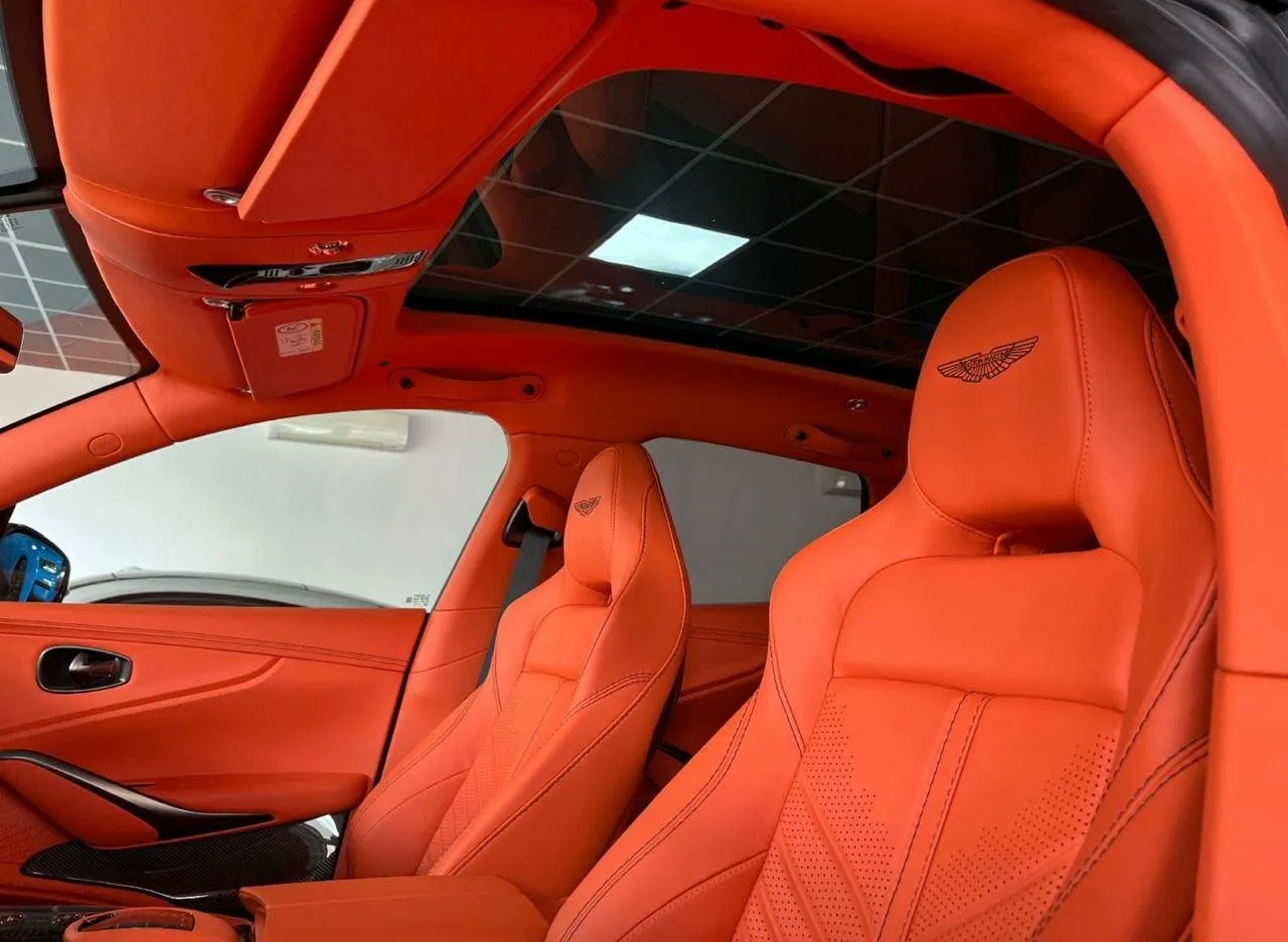 Aston Martin DBX, I 2024 фото 3