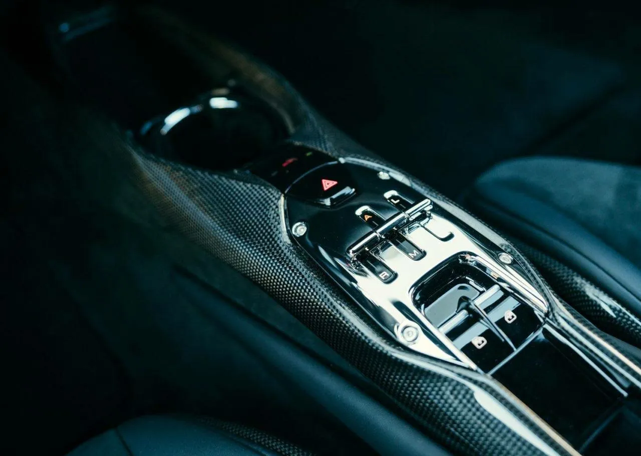 Ferrari 296, I 2024